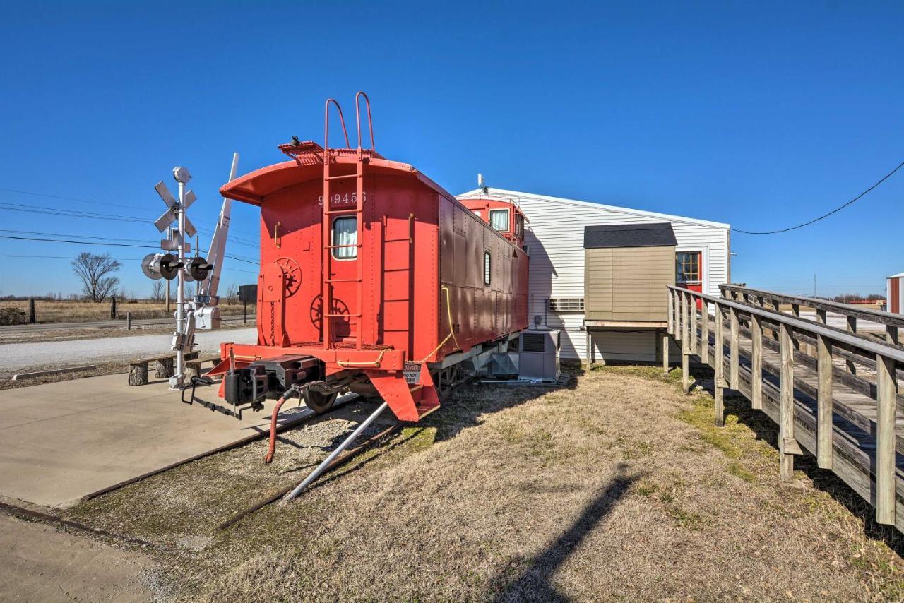 Unique Joplin Gem Converted Train Car Studio Luaran gambar